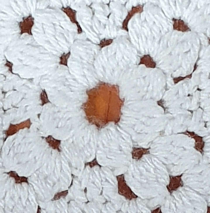 bobble granny square var 2 closeup