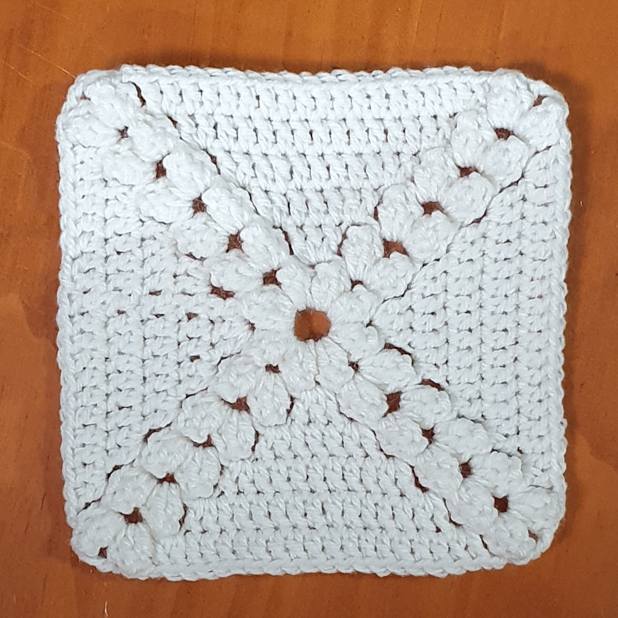 bobble granny square var 3