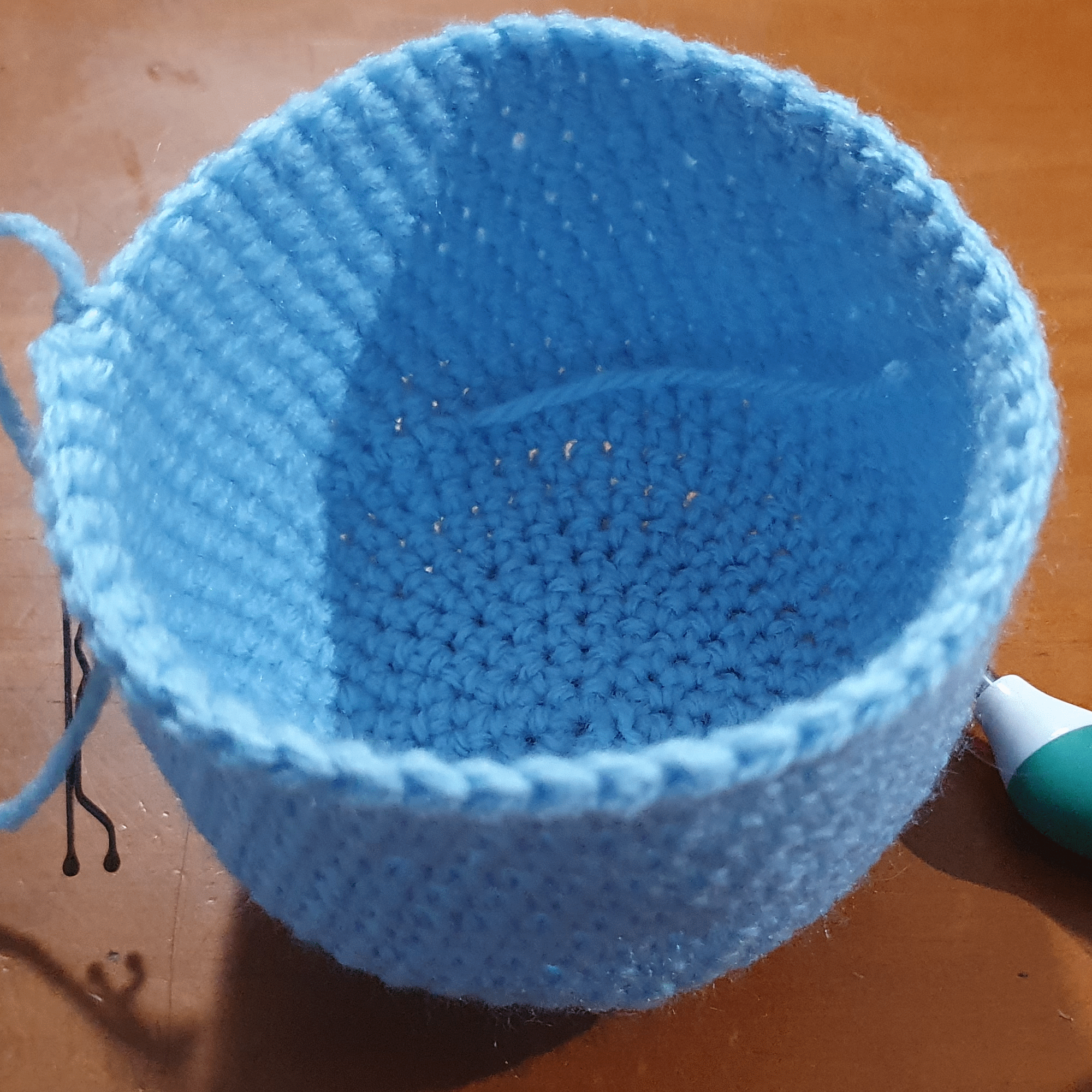 amigurumi ball top view